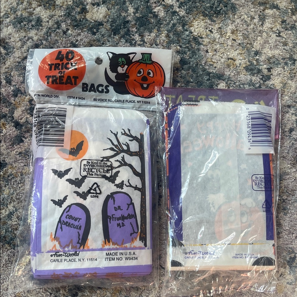 HALLOWEEN Paper TRICK OR TREAT Bags Ghost & Cat Purple Vtg 1980's FUN WORLD NIP - Picture 4 of 4